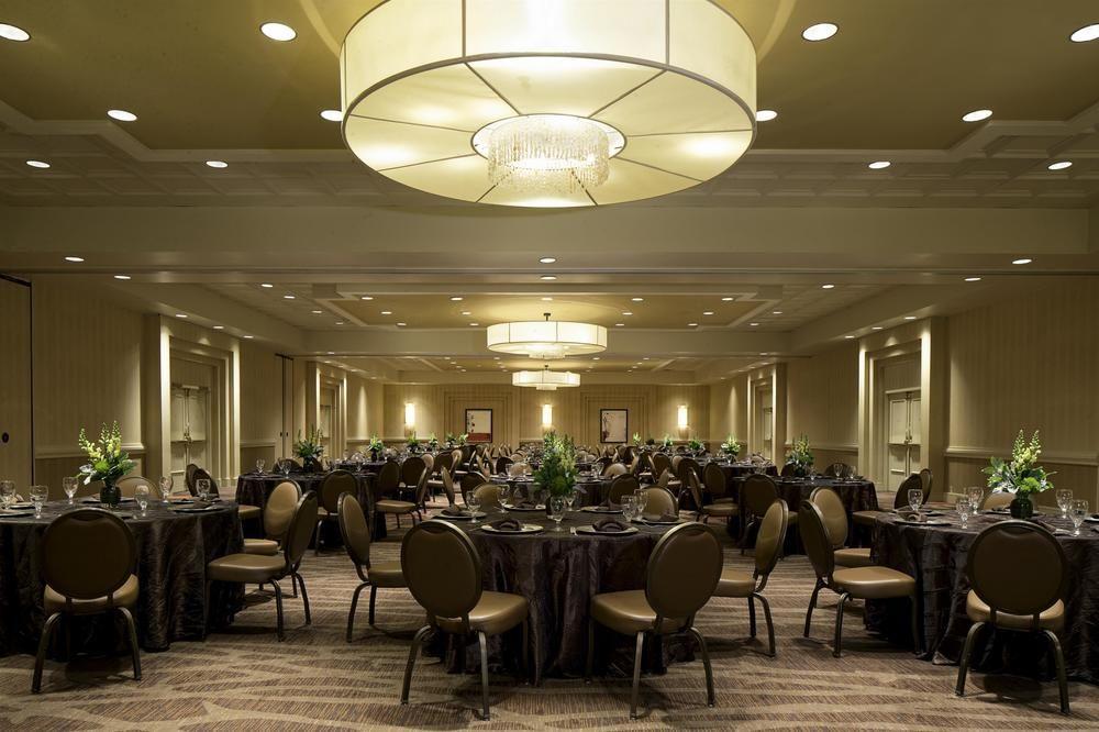 เชอราตัน โอกลาโฮมา ซิตี ดาวน์ทาวน์ โฮเต็ล Hotel โอคลาโฮมาซิตี้ ภายนอก รูปภาพ