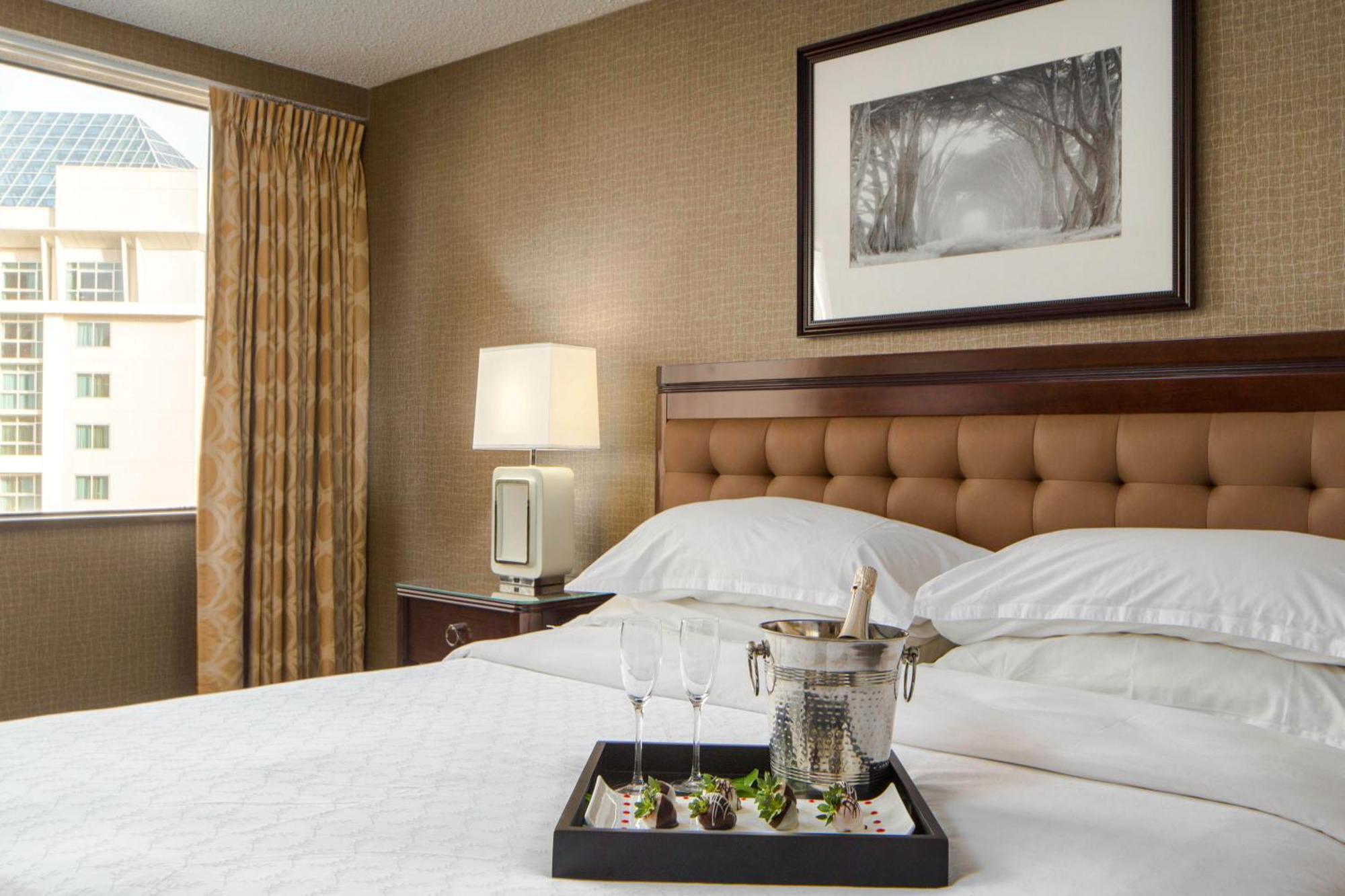 เชอราตัน โอกลาโฮมา ซิตี ดาวน์ทาวน์ โฮเต็ล Hotel โอคลาโฮมาซิตี้ ภายนอก รูปภาพ